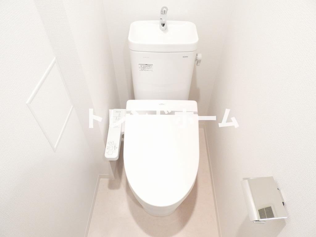プレサンス南森町ライズのトイレ|選べる家電プランあり！！