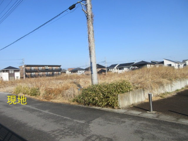 【仲介手数料無料】売地　東松山市美原町1-11-1の前面道路含む現地写真
