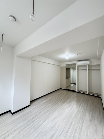 ロマネスク六甲第2の寝室