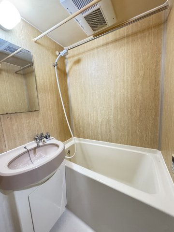 ロマネスク六甲第2の浴室