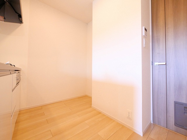 カルム敷島の内装|明るい室内です