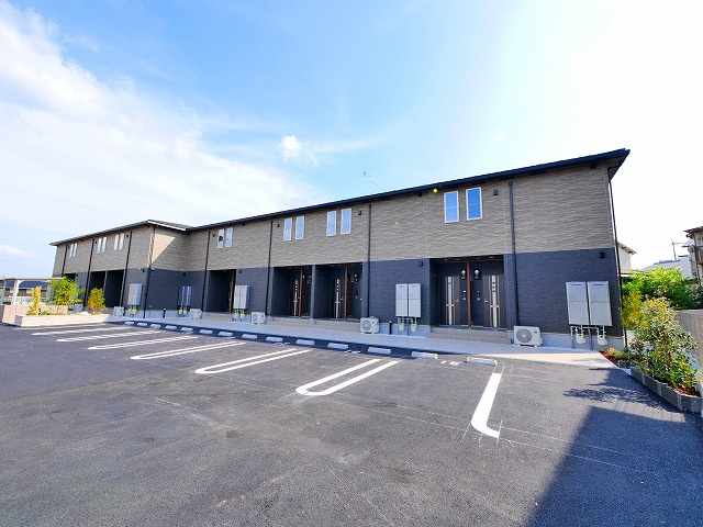 カルム敷島の外観|落ち着いた雰囲気の外観です