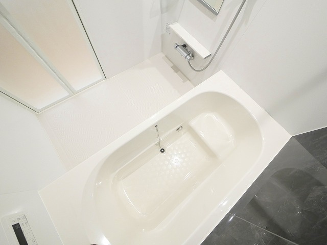 カルム敷島の浴室|落ち着いた空間のお風呂です