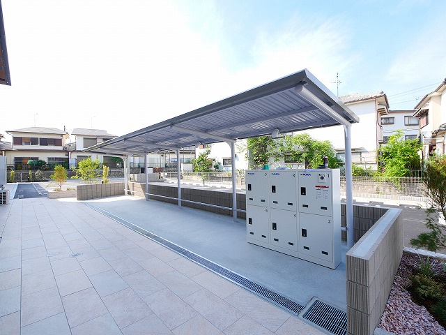 カルム敷島のその他共用部分|宅配ロッカーあります
