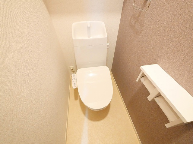 カルム敷島のトイレ|コンパクトで使いやすいトイレです
