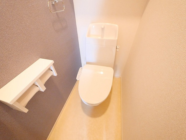 カルム敷島のトイレ|コンパクトで使いやすいトイレです