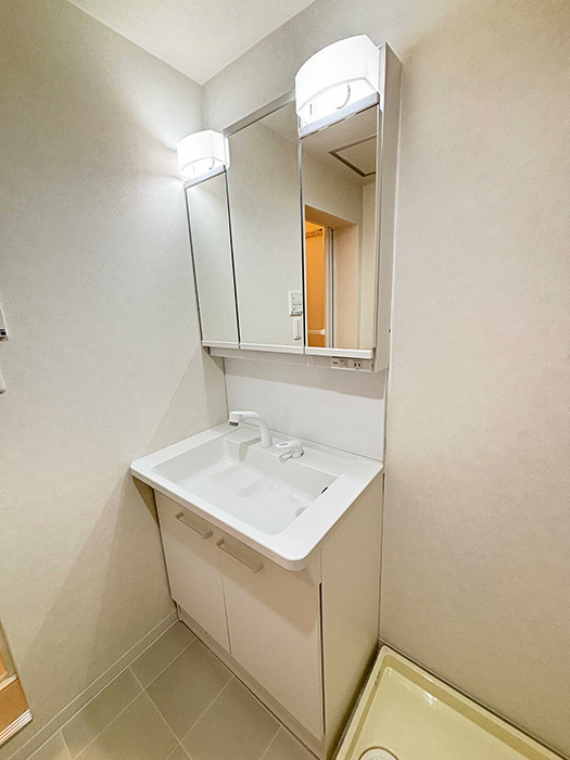 オークリッチ松原の独立洗面台|独立洗面台です■■■日住サービス京都五条店　冨岡勇人■■■