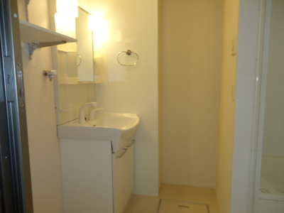 【洗面所】 | ドゥ ルミエール | 使いやすい洗面所です
