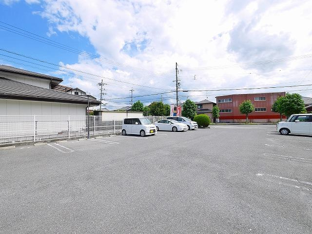 ジャルダンＢの駐車場|駐車場です