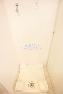 【設備】 | コンフォリア江坂 | 洗濯機置き場