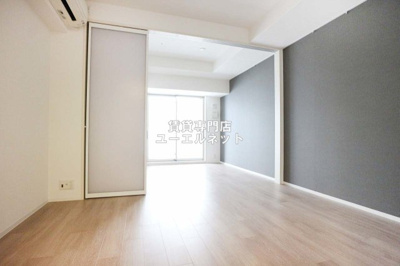 【居間・リビング】 | コンフォリア江坂 | くつろぎの空間