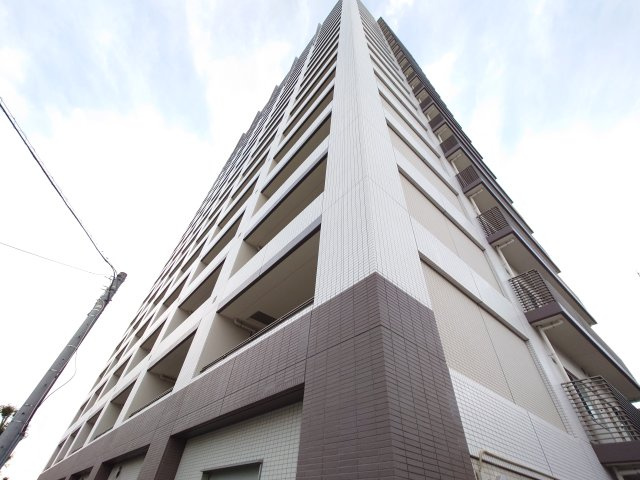 BELISTA TOWER 取手駅前の外観