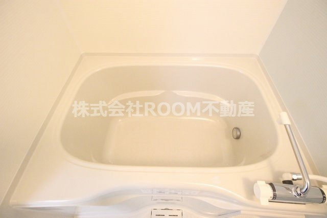 Laule'a　Ⅱ・Ⅲの浴室|きれいなお風呂です