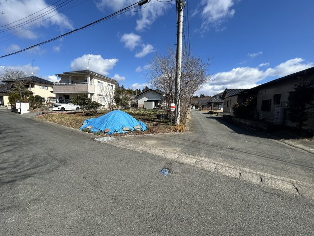 山田町西山 売土地の前面道路含む現地写真
