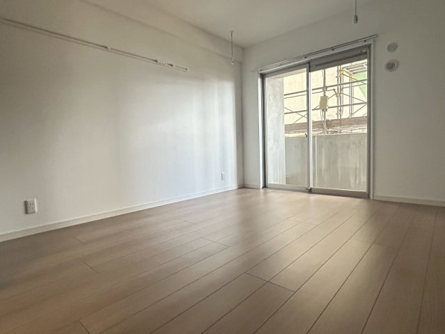 【洋室】 | Paradiso大津B棟