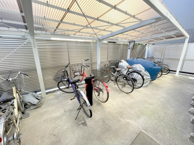 高円寺ハイムのその他共用部分|★自転車は複数台駐輪相談可★