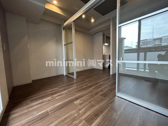 WORVE大阪本町の洋室