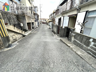 【前面道路含む現地写真】