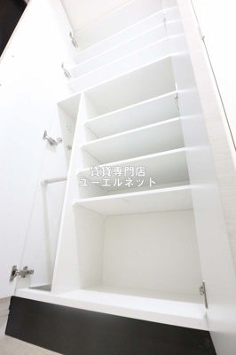 【設備】 | ディームス江坂 | シューズボックス