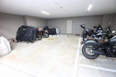 【その他共用部分】 | ディームス江坂 | バイク置き場