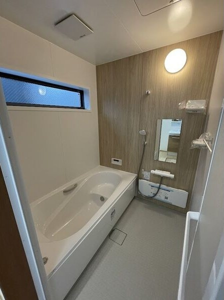 元宮町貸家の浴室