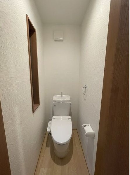 元宮町貸家のトイレ