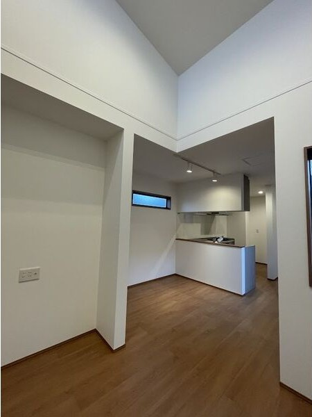 元宮町貸家の居間・リビング