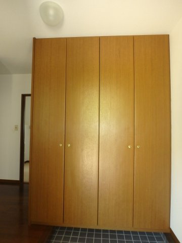 笠岡市大井南　お庭のある中古の玄関