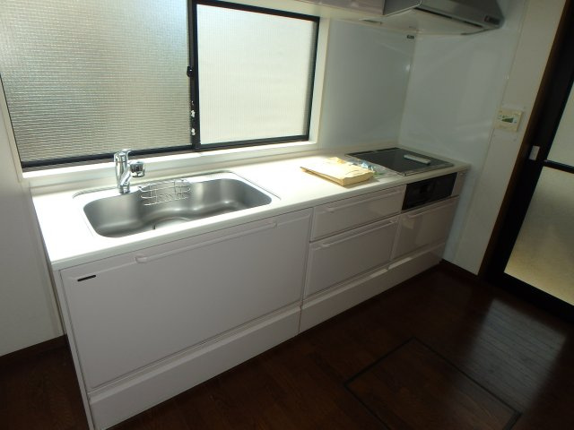 笠岡市大井南　お庭のある中古のキッチン