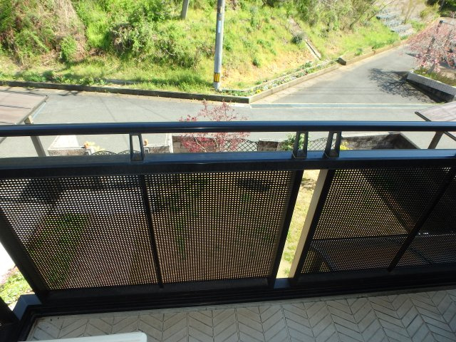 笠岡市大井南　お庭のある中古のバルコニー