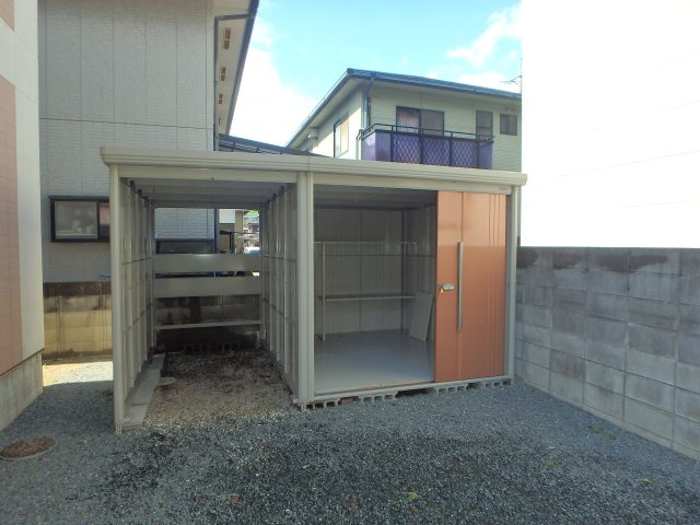 笠岡市大井南　お庭のある中古の収納