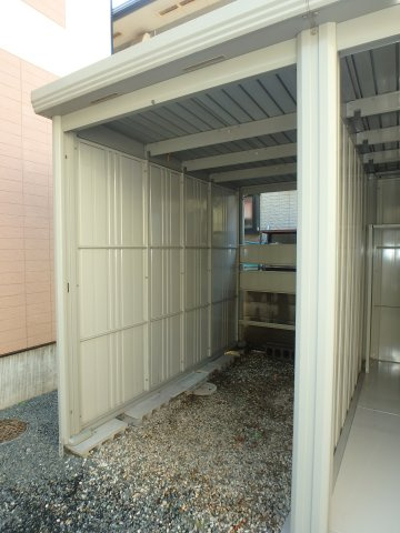 笠岡市大井南　お庭のある中古の収納