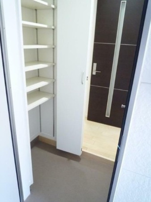 【玄関】 | プランドールユウワ