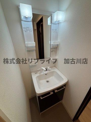 エステイトE東加古川の洗面所