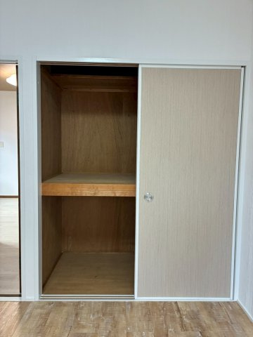 ファルコ中央の収納