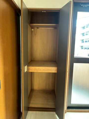 ファルコ中央の収納