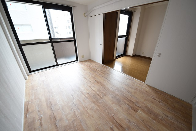 ファルコ中央の居間・リビング