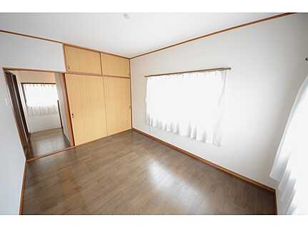 安芸郡府中町瀬戸ハイム４丁目　中古一戸建ての洋室