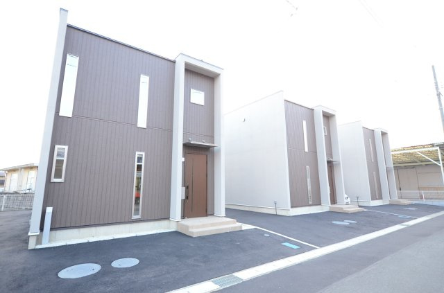 CASITA芳川の外観