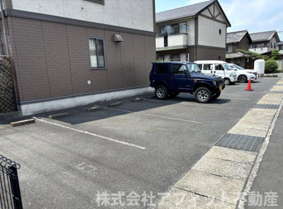 【駐車場】 | ハピネス山田 Ｂ棟