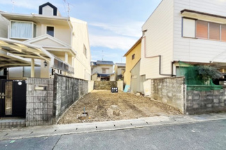 【外観】 | 小学校が徒歩6分・中学校が徒歩10分と通学にも安心の距離ですね(^^)/