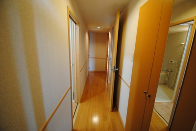 【玄関】 | スカイシャトレ日佐 | ※同建物別室の参考写真です
