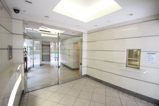 【エントランス】