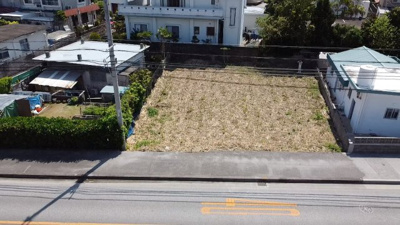 【外観】 | 恩納村真栄田（全2区画オーシャンビュー） | ※各区画　約51坪♪（ドローン撮影）