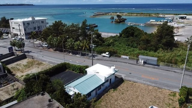 恩納村真栄田（全2区画オーシャンビュー）の展望|目の前は恩納村の海が広がります♪（ドローン撮影）