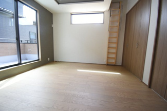 【洋室】 | 安佐南区高取北1（高取駅）全２区画　A棟 | 2階　洋室×4　収納付きでお部屋がスッキリ広く使えます。