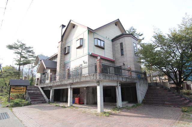 みそら野中古ホテルの外観