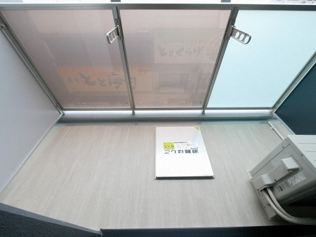 Metrosa弁天町のバルコニー