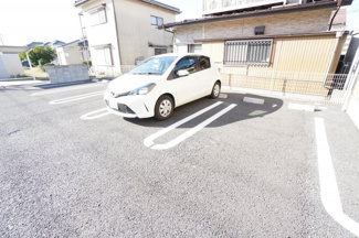 【駐車場】