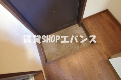 【玄関】 | ブラウンコート